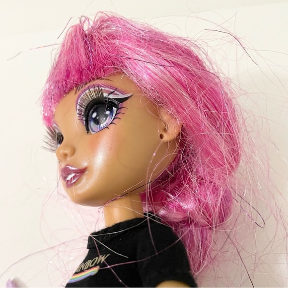 Rainbow High Avery Doll - Picture 3 of 16